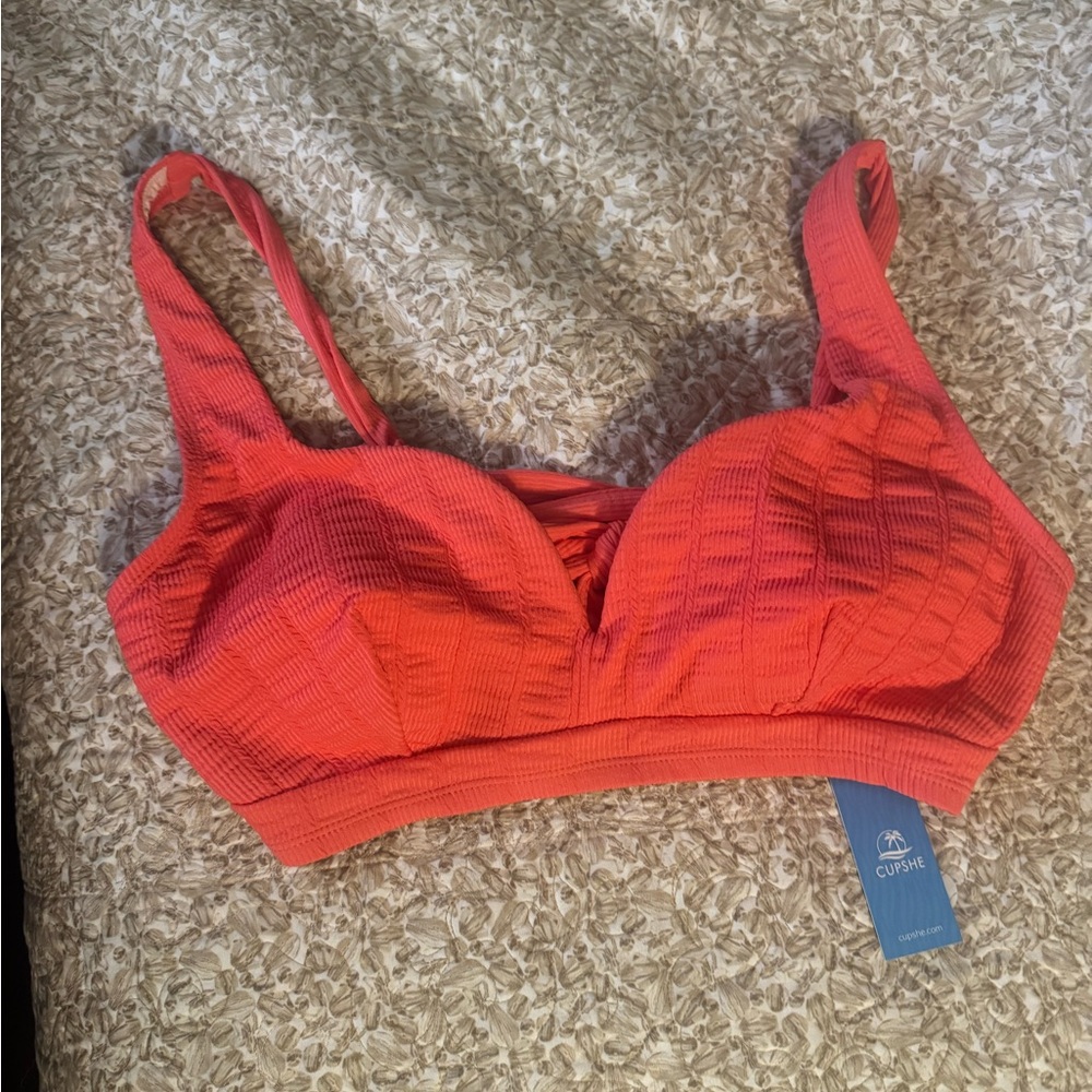Cupshe Women's Coral Bikini Top